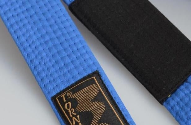 BJJ Gürtel blau, schwarzer Balken, 300 cm