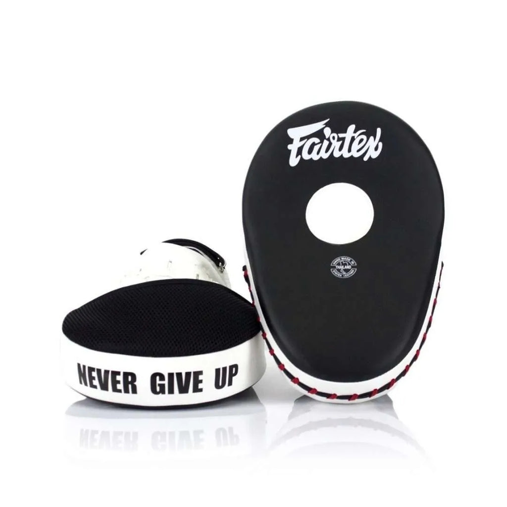 FAIRTEX FMV13 Handpratzen Paar, schwarz-weiß