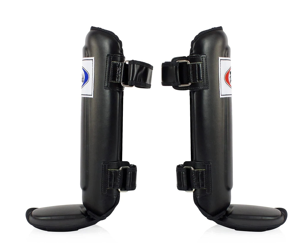 Fairtex SP3 Schienbein-Spannschutz schwarz M