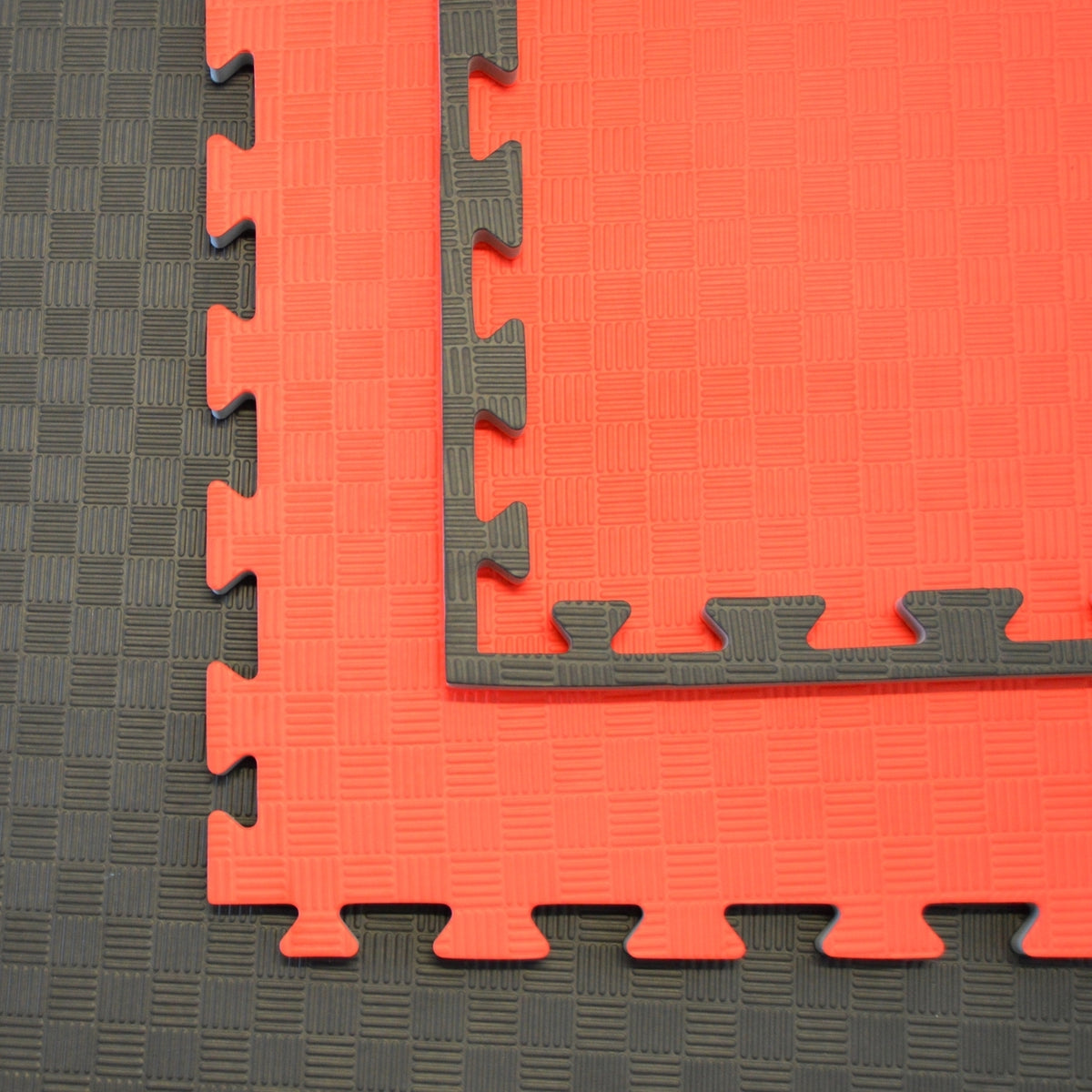 Kampfsportmatten rot/ black 100x100x2cm